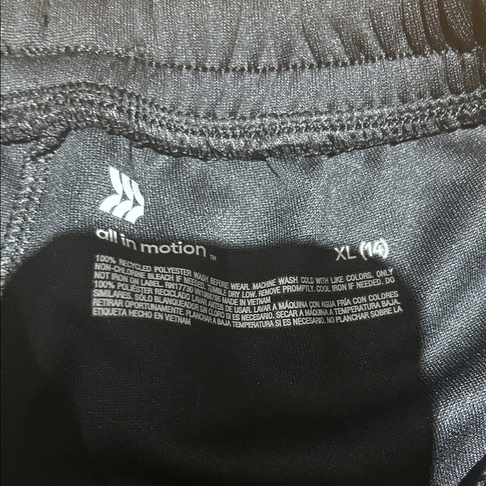 Kids 14 NWOT Black Jogger Pants - Picture 5 of 8